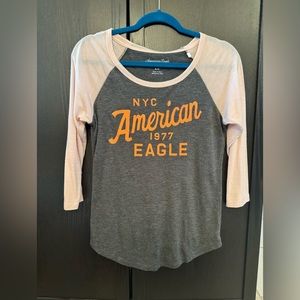 American Eagle tee